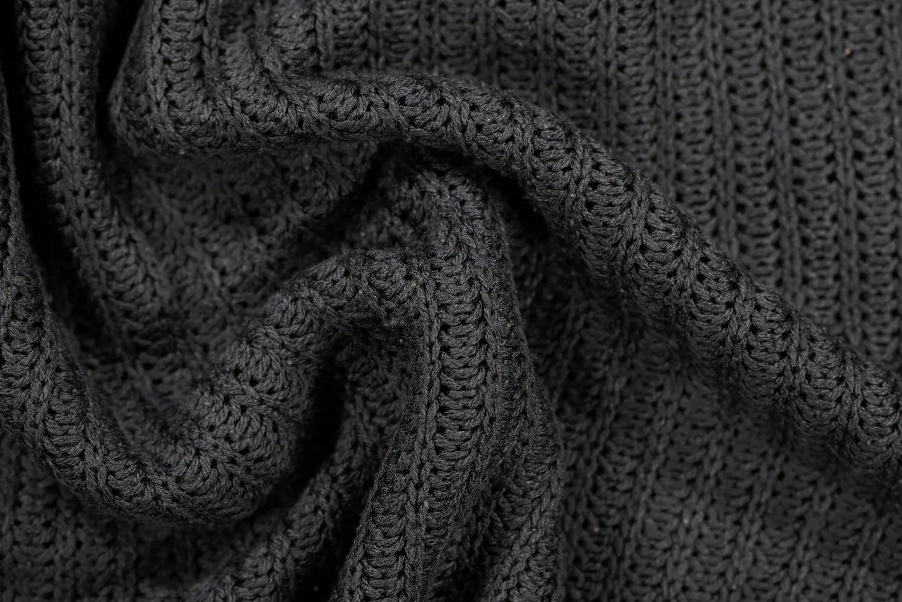 Draped grey performance mesh jersey